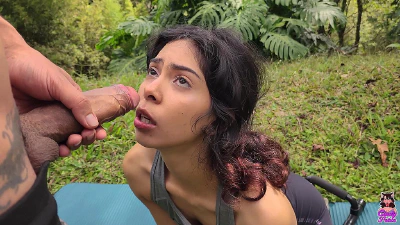 Cover for 'Un Chico Que Iba Caminando Por La Finca Me Ve Haciendo Yoga Y Me Termina Follando'